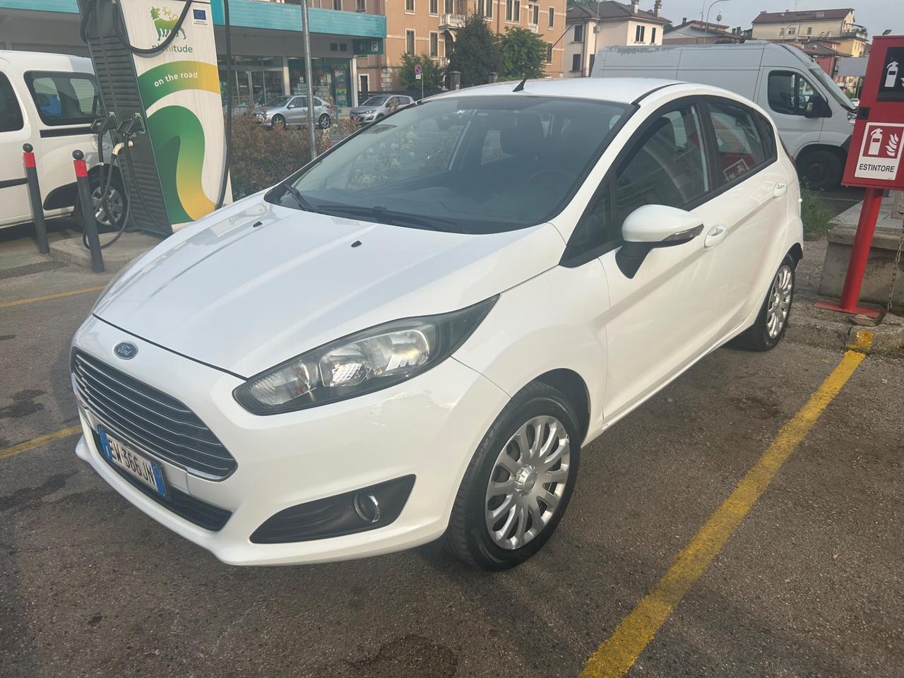 Ford Fiesta 1.0 80CV 5 porte Titanium