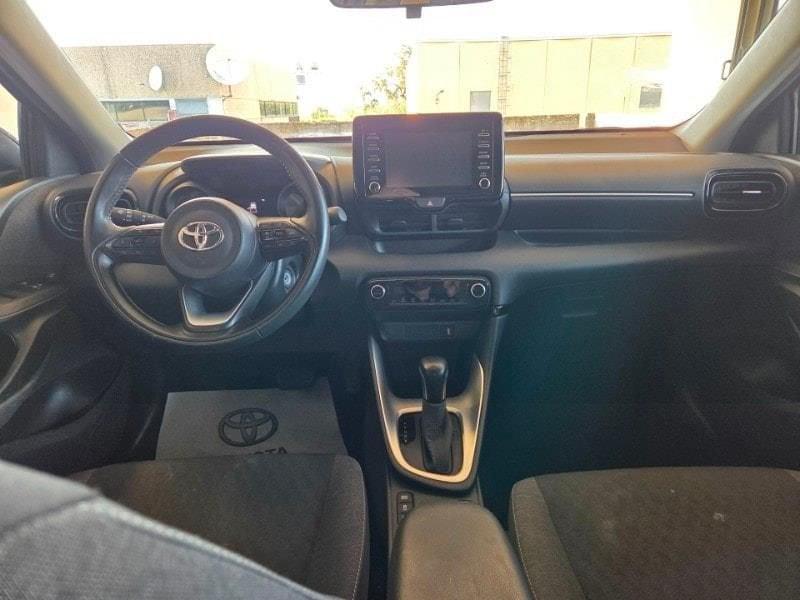 Toyota Yaris 4ª serie 1.5 Hybrid 5 porte Trend