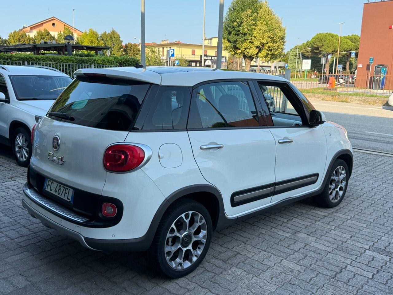 Fiat 500L Aut. Cielo Panorama 1.3 Multijet 95 CV Dualogic Trekking