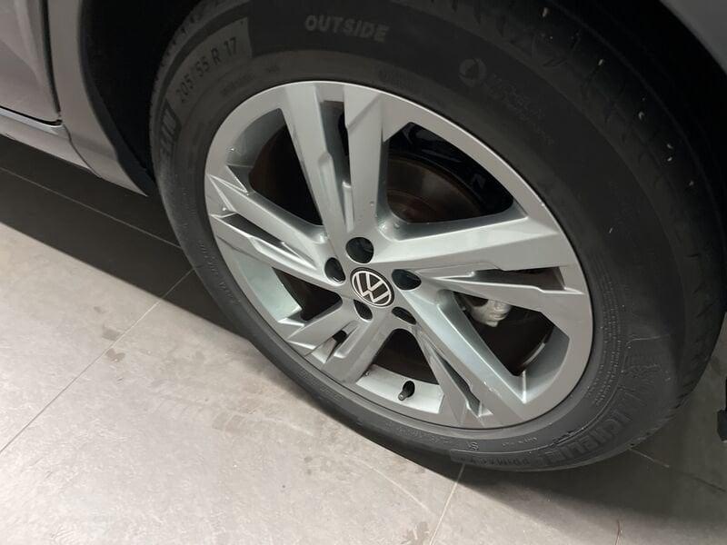 Volkswagen Taigo R-Line 1.0 TSI 81 kW (110 CV) DSG