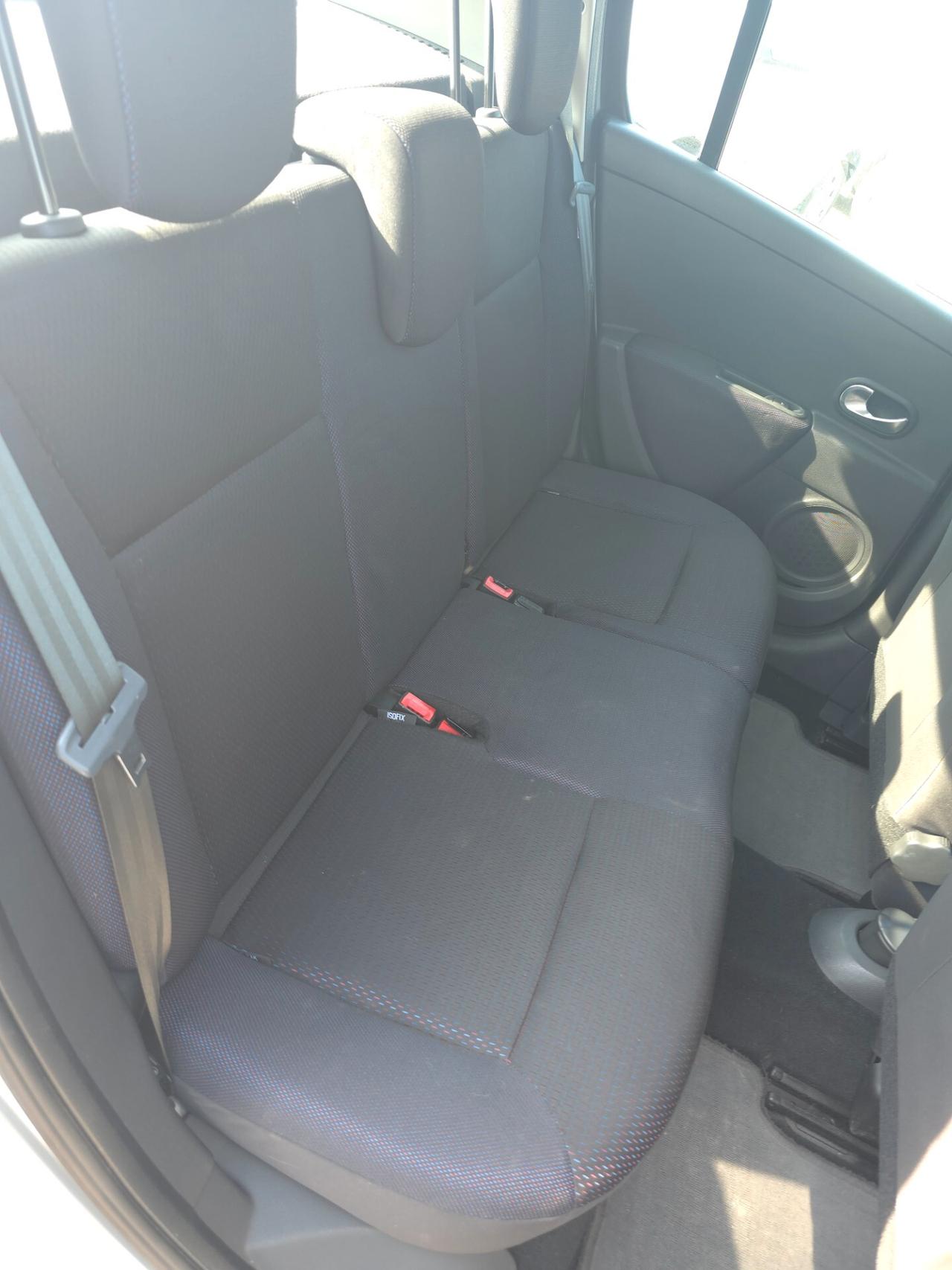 Renault Clio 1.2 16V 5 porte Confort