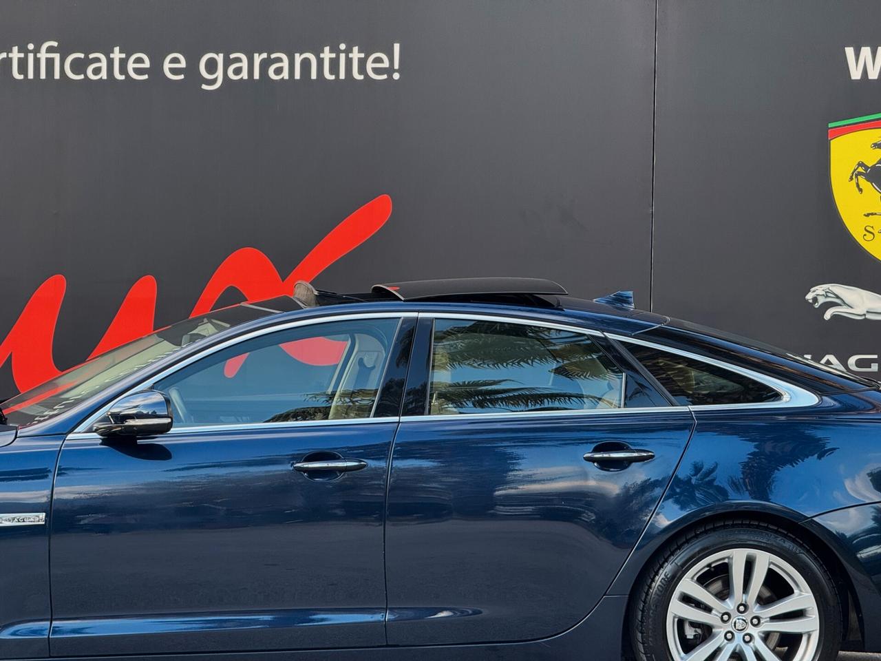 Jaguar XJ 3.0d V6 Portfolio 275CV TETTO