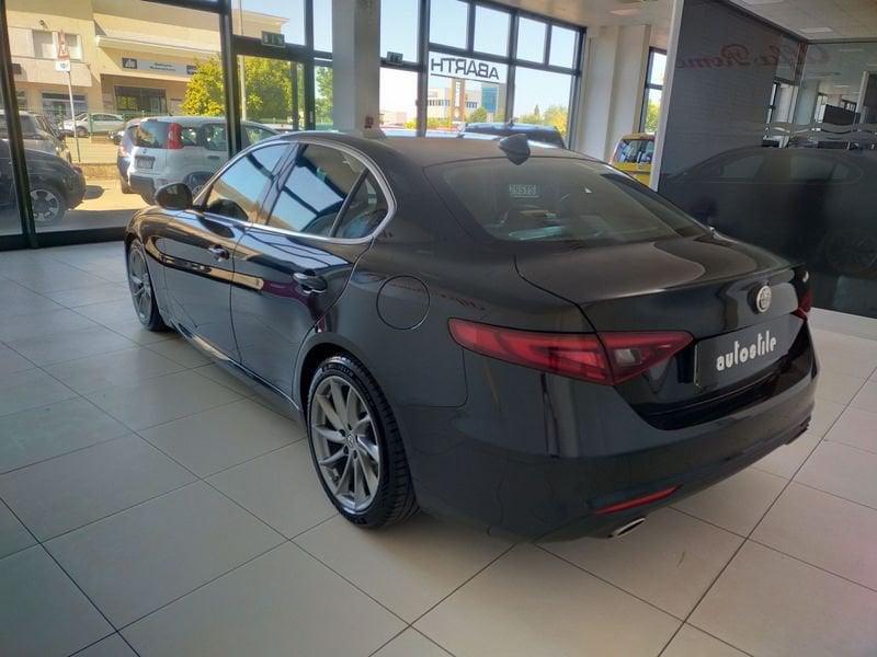 Alfa Romeo Giulia Giulia 2.2 Turbodiesel 180 CV AT8 Super
