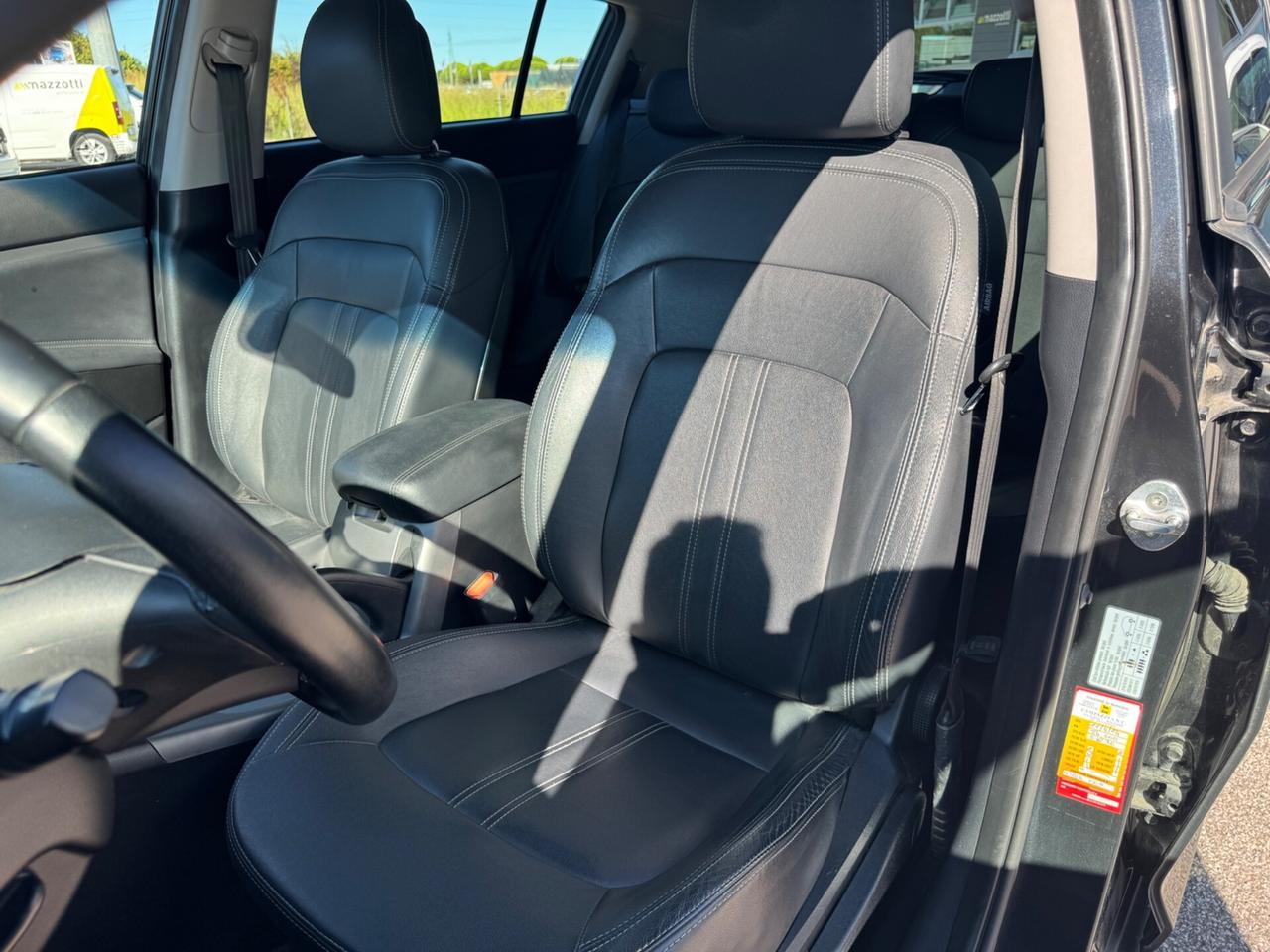 Kia Sportage 1.7 CRDI VGT 2WD HIGH TECH NEOPATENTATI