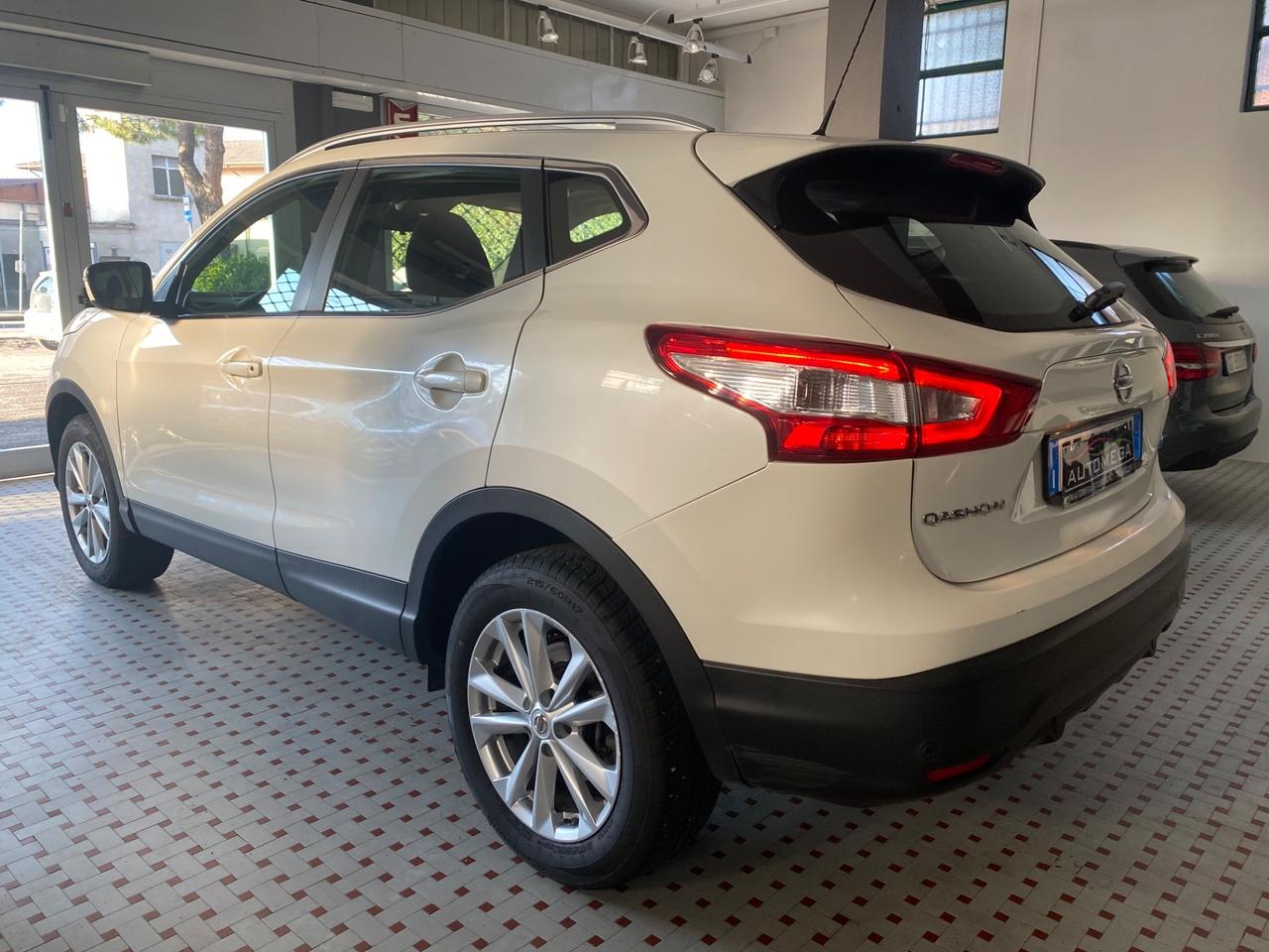 Nissan Qashqai 1.5 dci Tetto Panoramico 110cv 1Proprietario