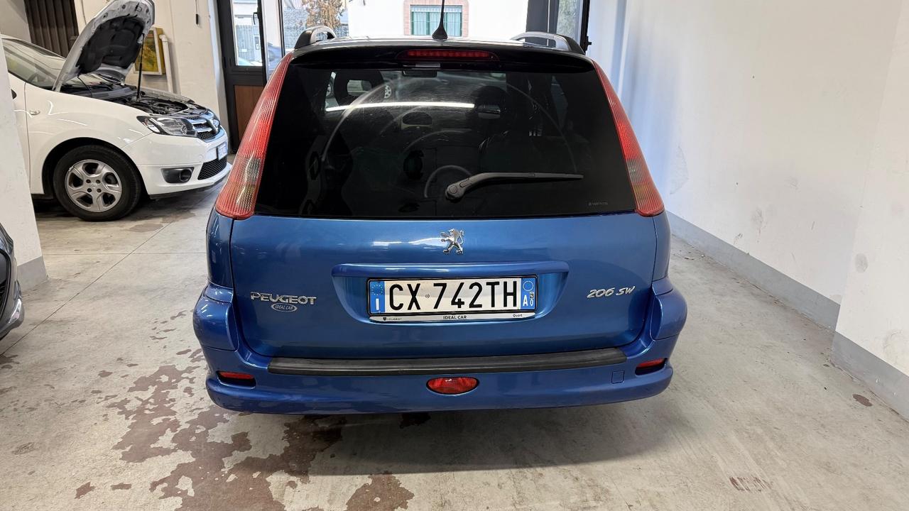 Peugeot 206 1.6 16V 5p. XS Line