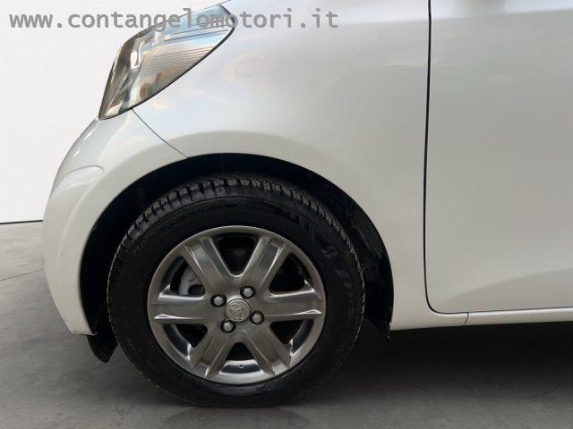 TOYOTA iQ 1.0