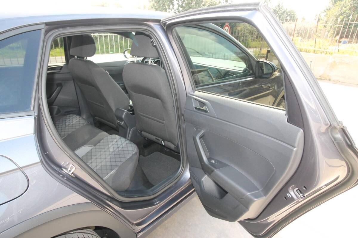 Volkswagen Taigo 1.0 TSI 110 DSG R-Line 2022