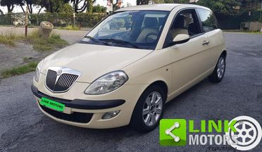 LANCIA Ypsilon 1.4 16V Platino