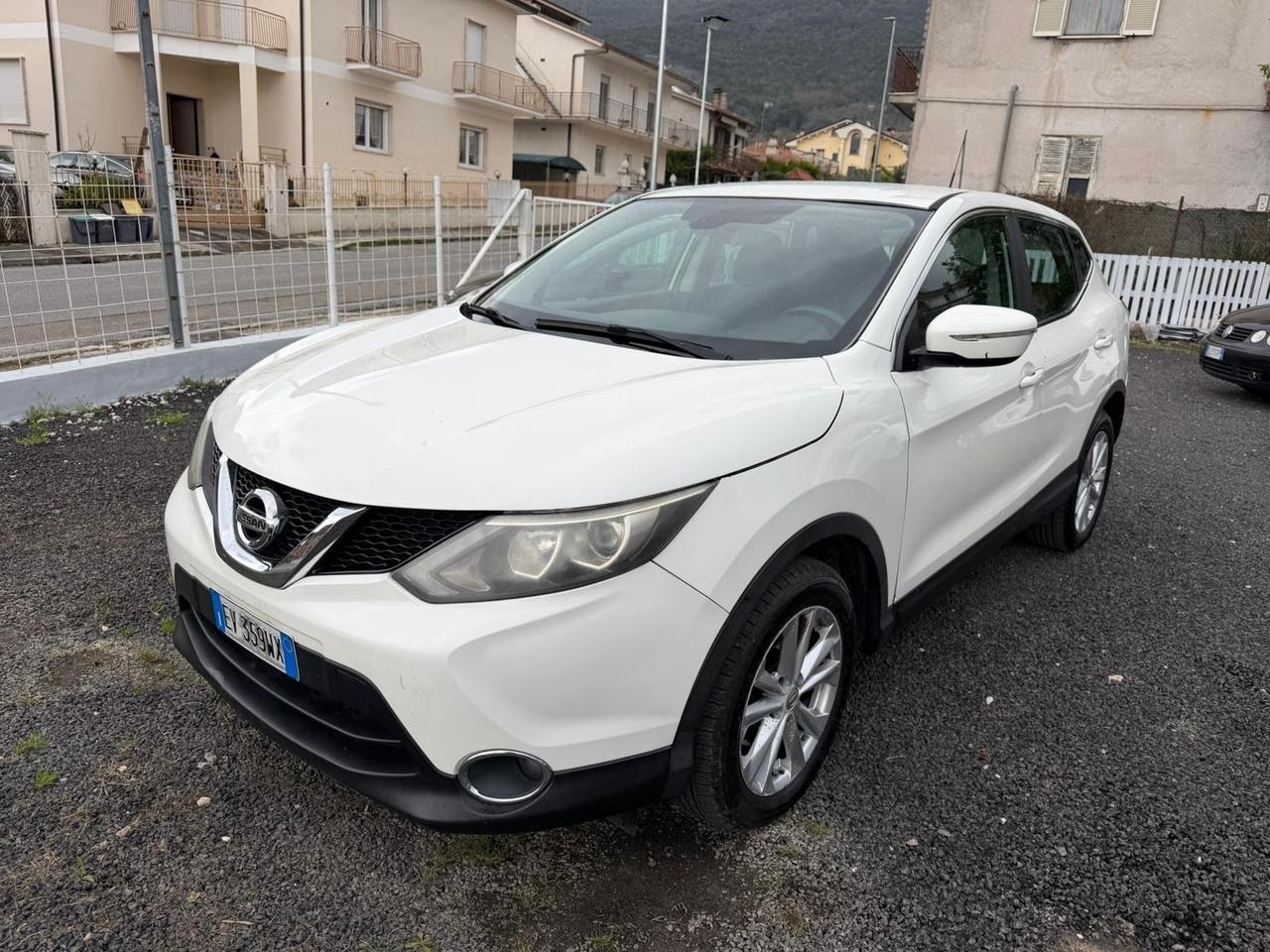Nissan Qashqai 1.5 dCi DPF Tekna