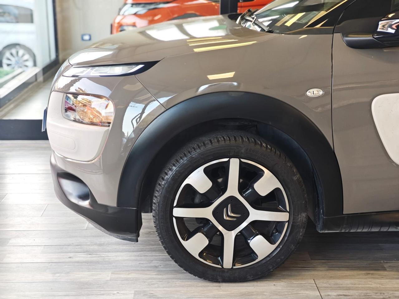 Citroen C4 Cactus BlueHDi 100 S&S Shine