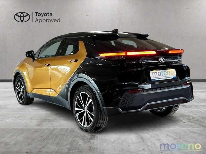 Toyota C-HR 2.0 phev Lounge Premiere fwd e-cvt