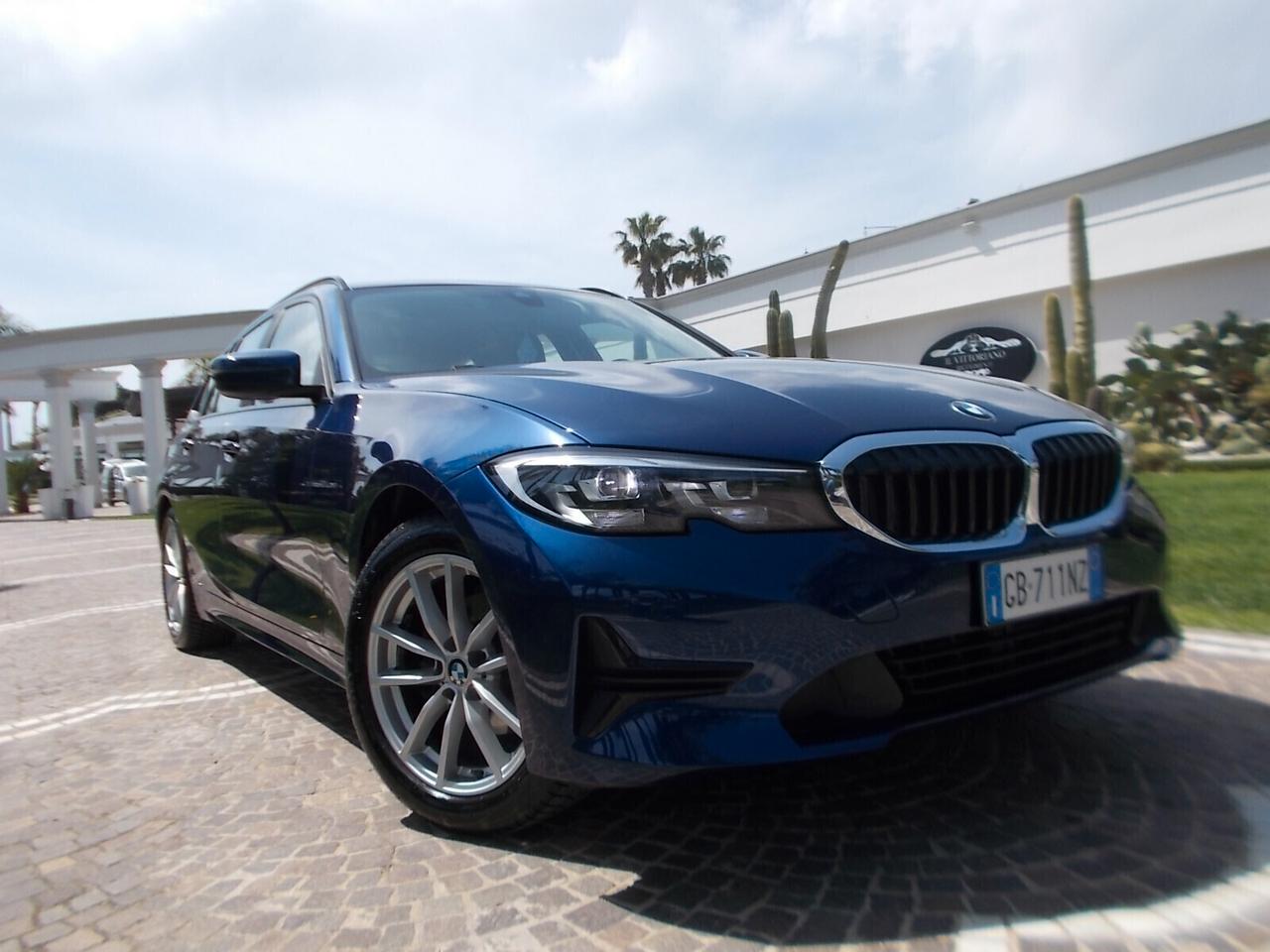 Bmw 318d Touring 150cv Aut. *FULL OPT.* da VETRINA