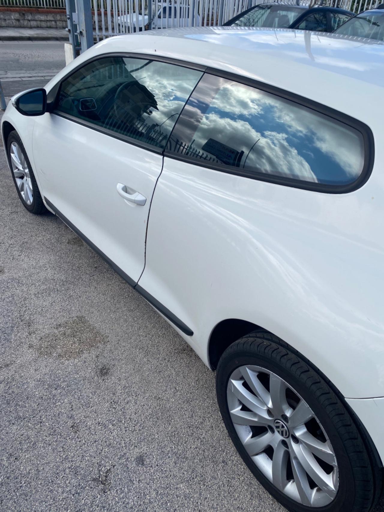 Volkswagen Scirocco TDI 2009 Full