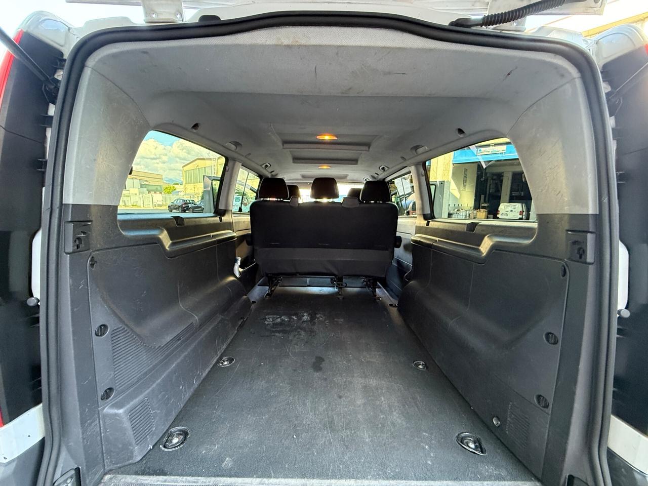 Mercedes-benz Vito 5 Posti Passo Lungo