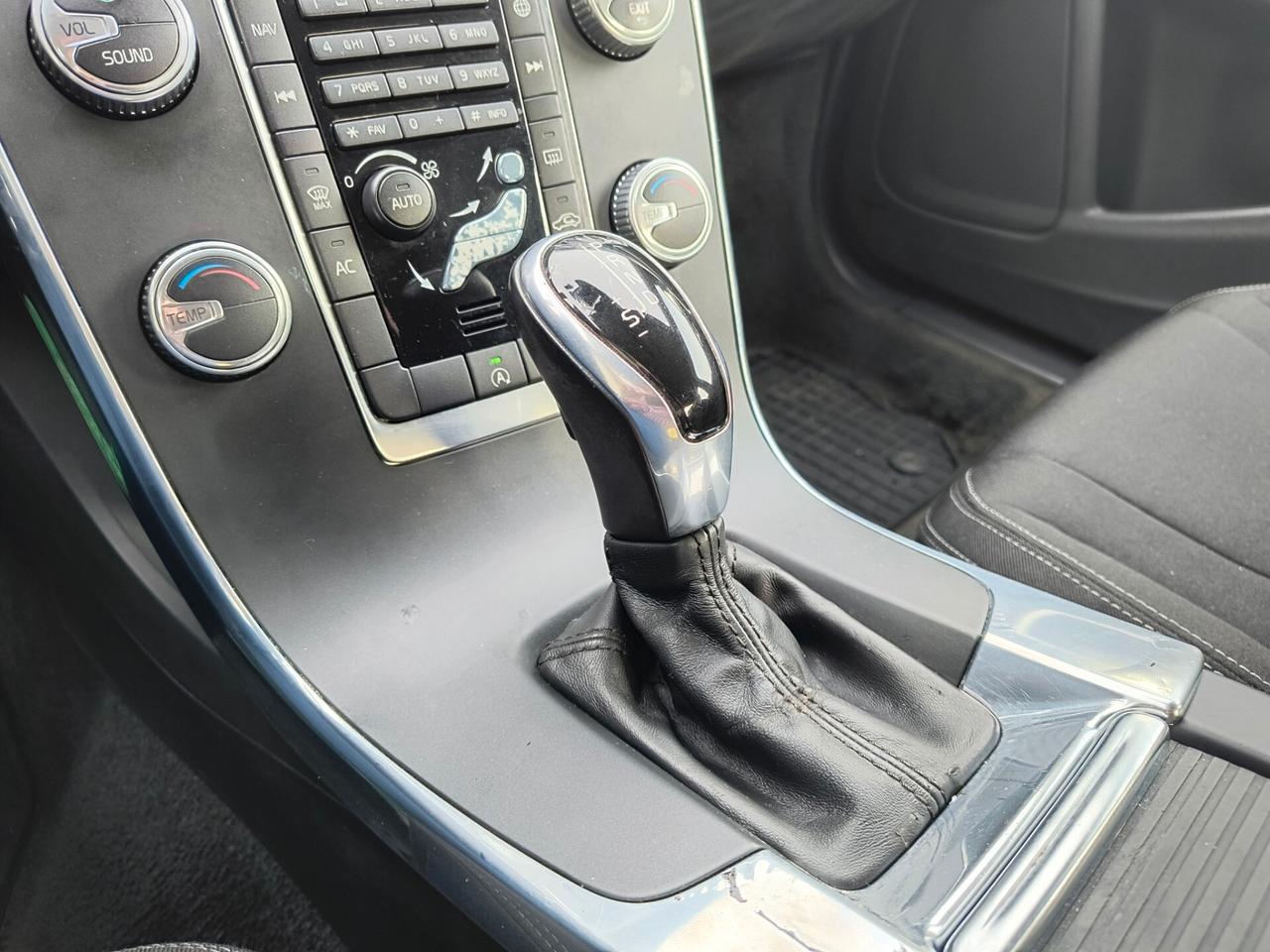 Volvo S60 D3 Automatico 136cv *Ok Neopatentati*