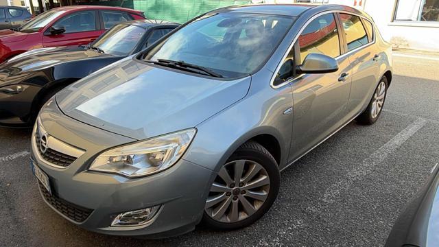 OPEL Astra 1.6 115CV 5 porte Cosmo