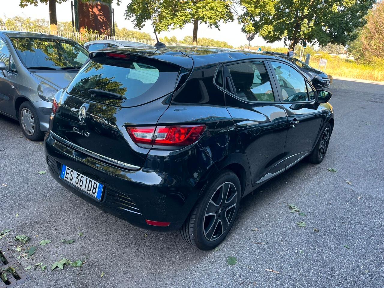 Renault Clio 1.2 75CV 5 porte Live GRANDINATA