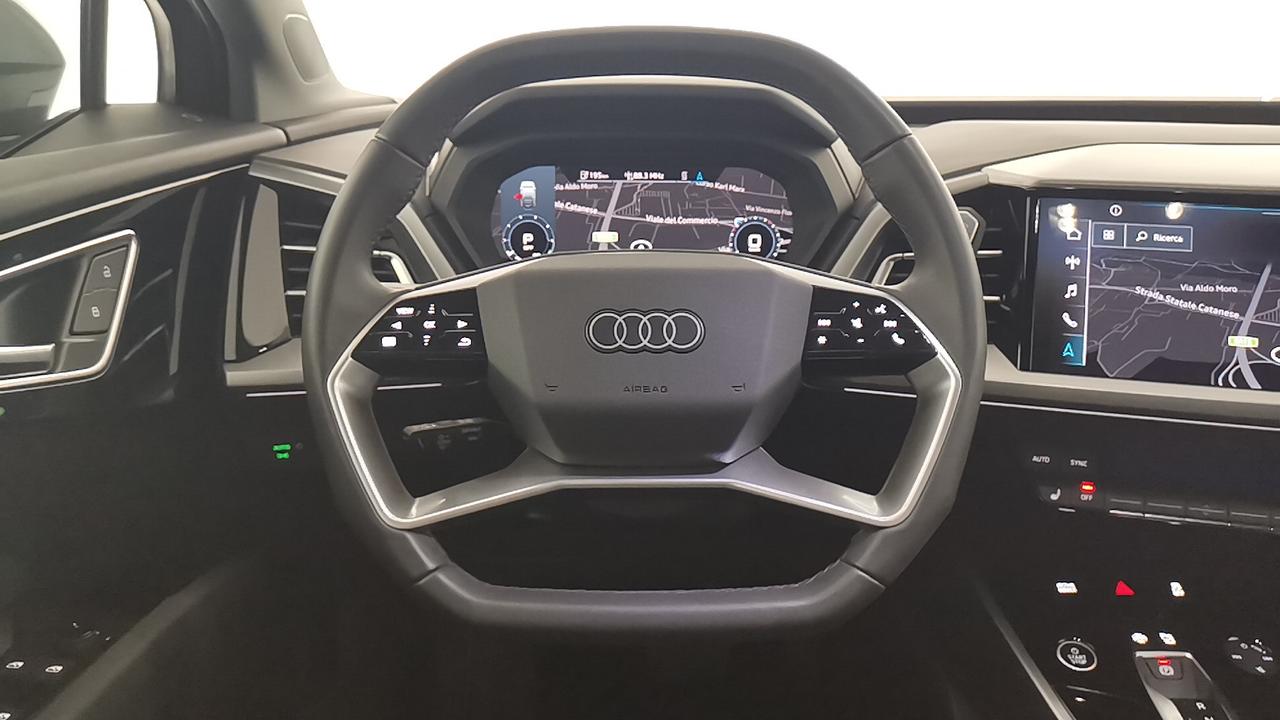 AUDI Q4 Sportback e-tron - Q4 Sportback e-tron 50 S line edition quattro