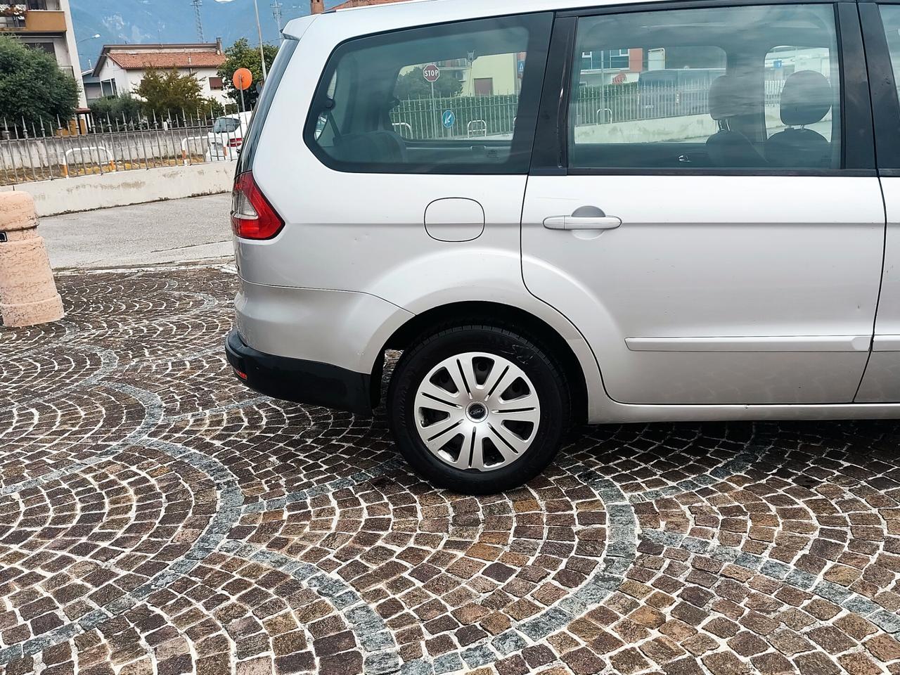 Ford Galaxy 1.8 TDCi 100 CV