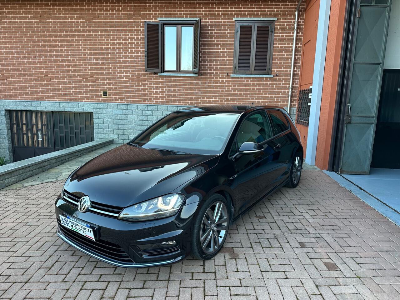 Volkswagen Golf 150cv R.LINE