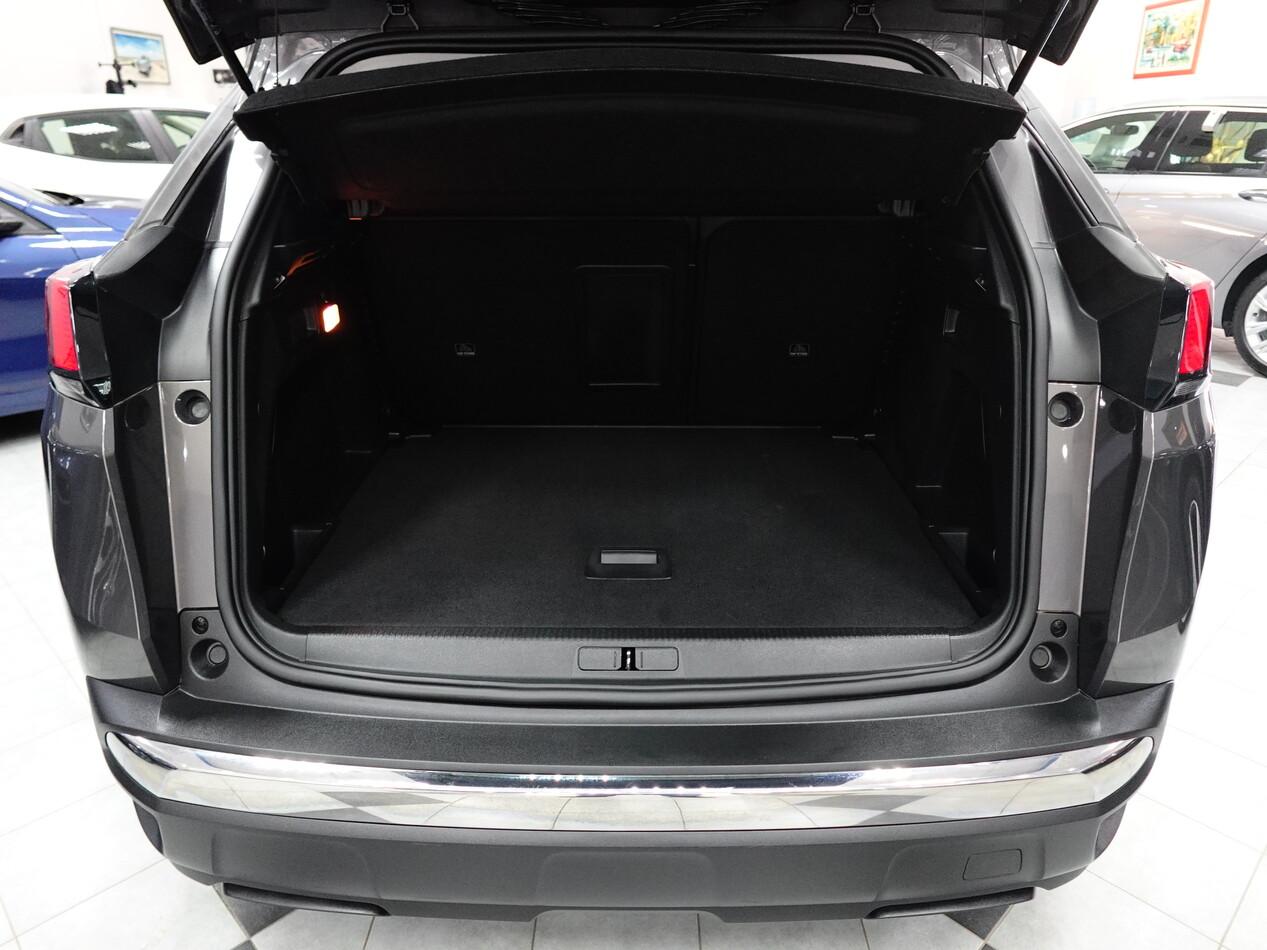 Peugeot 3008 II 1.5 BlueHDI 130 CV ALLURE