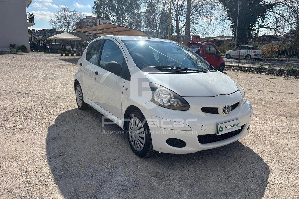 TOYOTA Aygo 1.0 12V VVT-i 5 porte Sol Connect