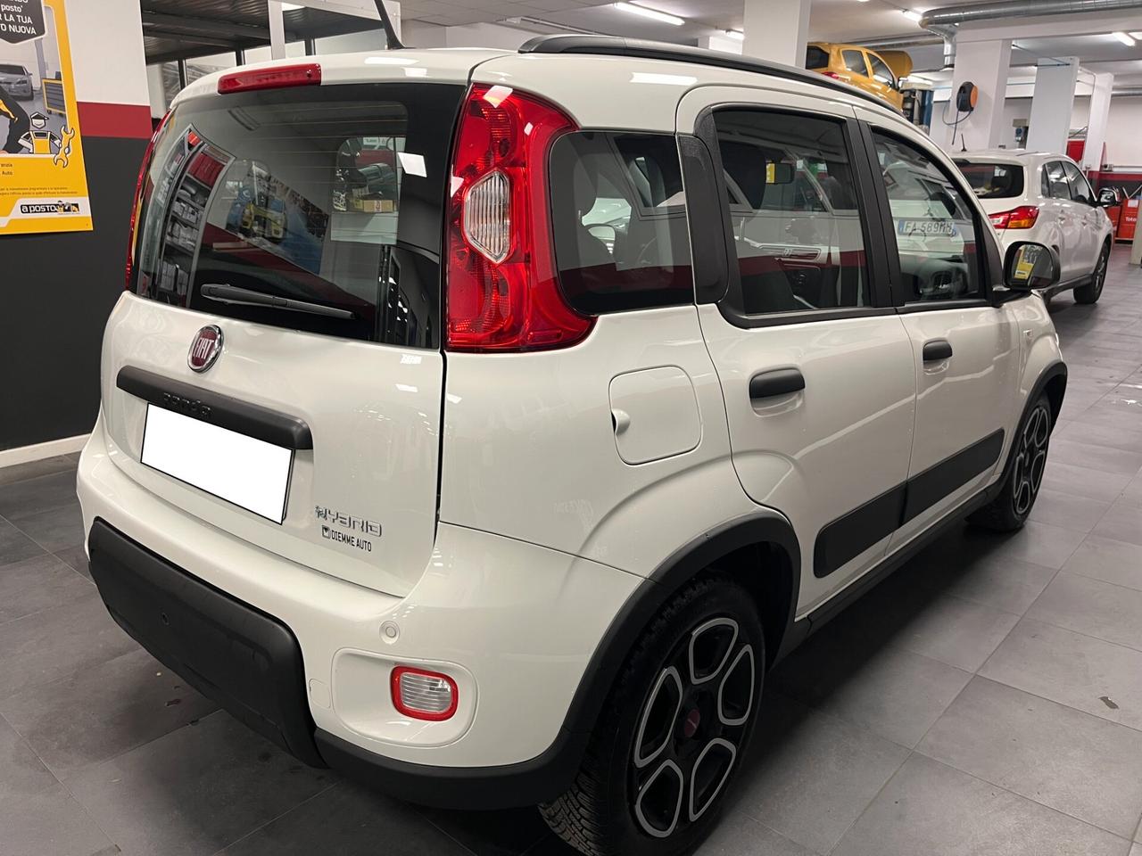 Fiat Panda 1.0 Hybrid City Cross