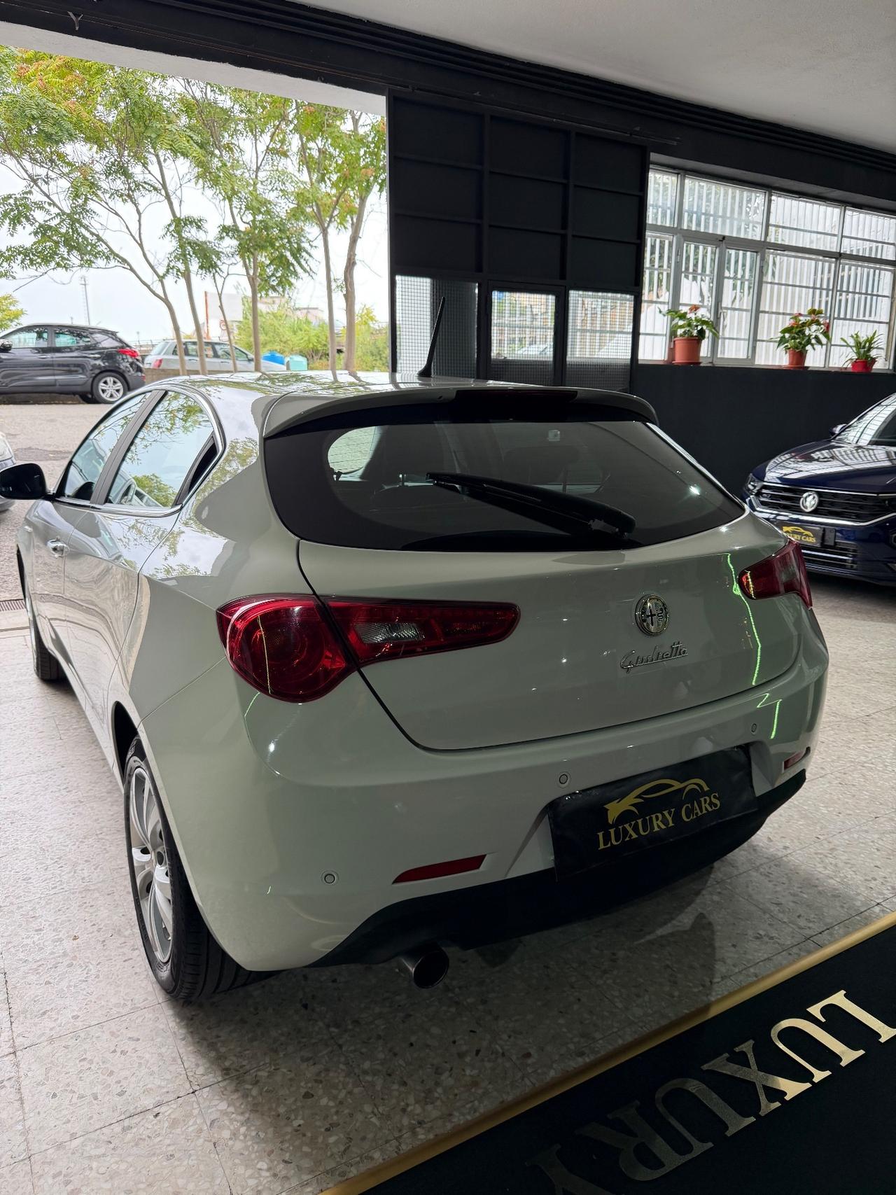 Alfa Romeo Giulietta 1.6 JTDm-2 105 CV