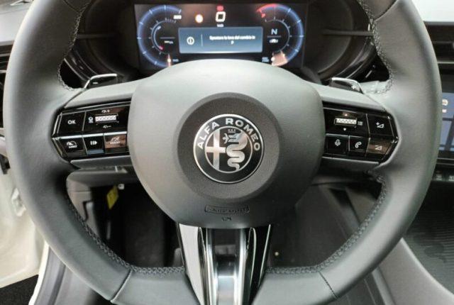 ALFA ROMEO Junior 1.2 136 CV Hybrid eDCT6 Speciale KM ZERO