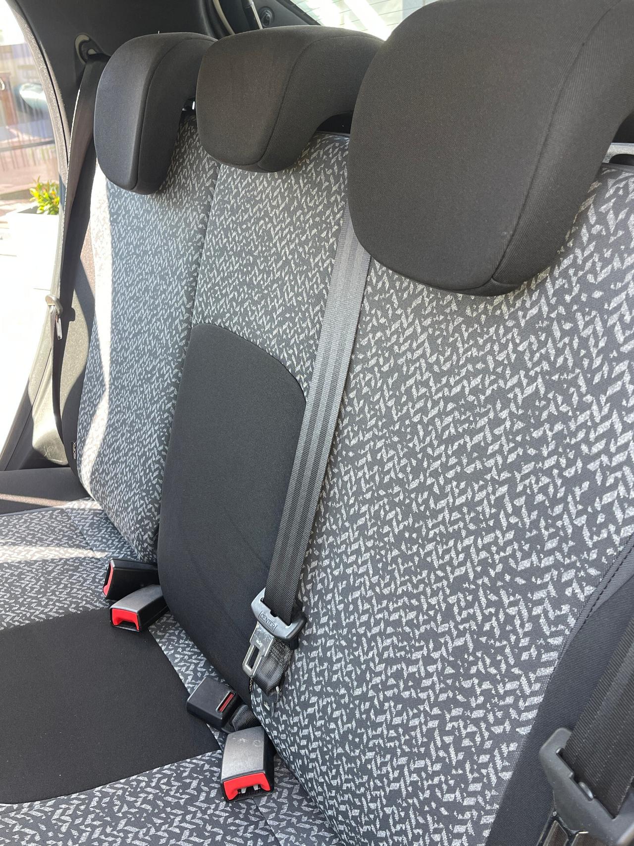 Lancia Ypsilon 1.2 5 porte Elefantino