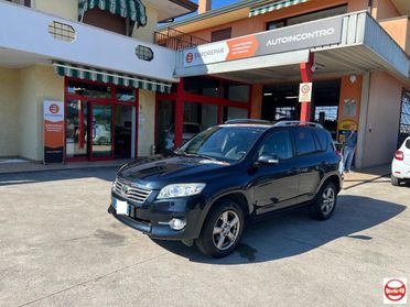 TOYOTA - RAV4 2.2 d-4d Lounge 150cv mt