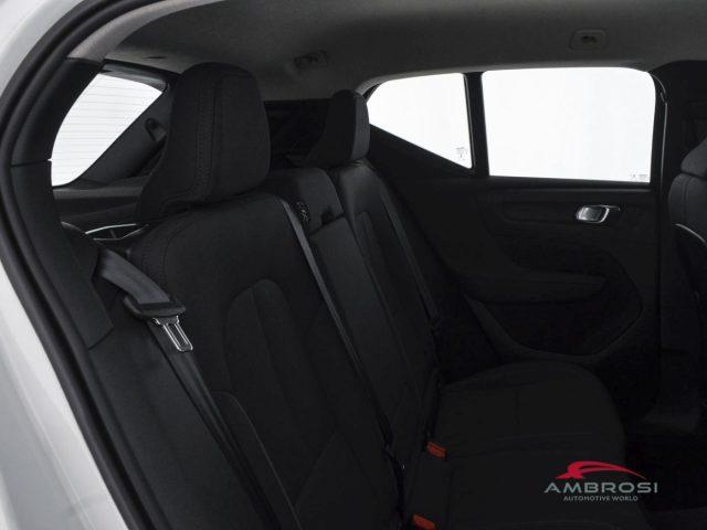 VOLVO XC40 T4 Recharge Plug-in Hybrid Inscription Expression
