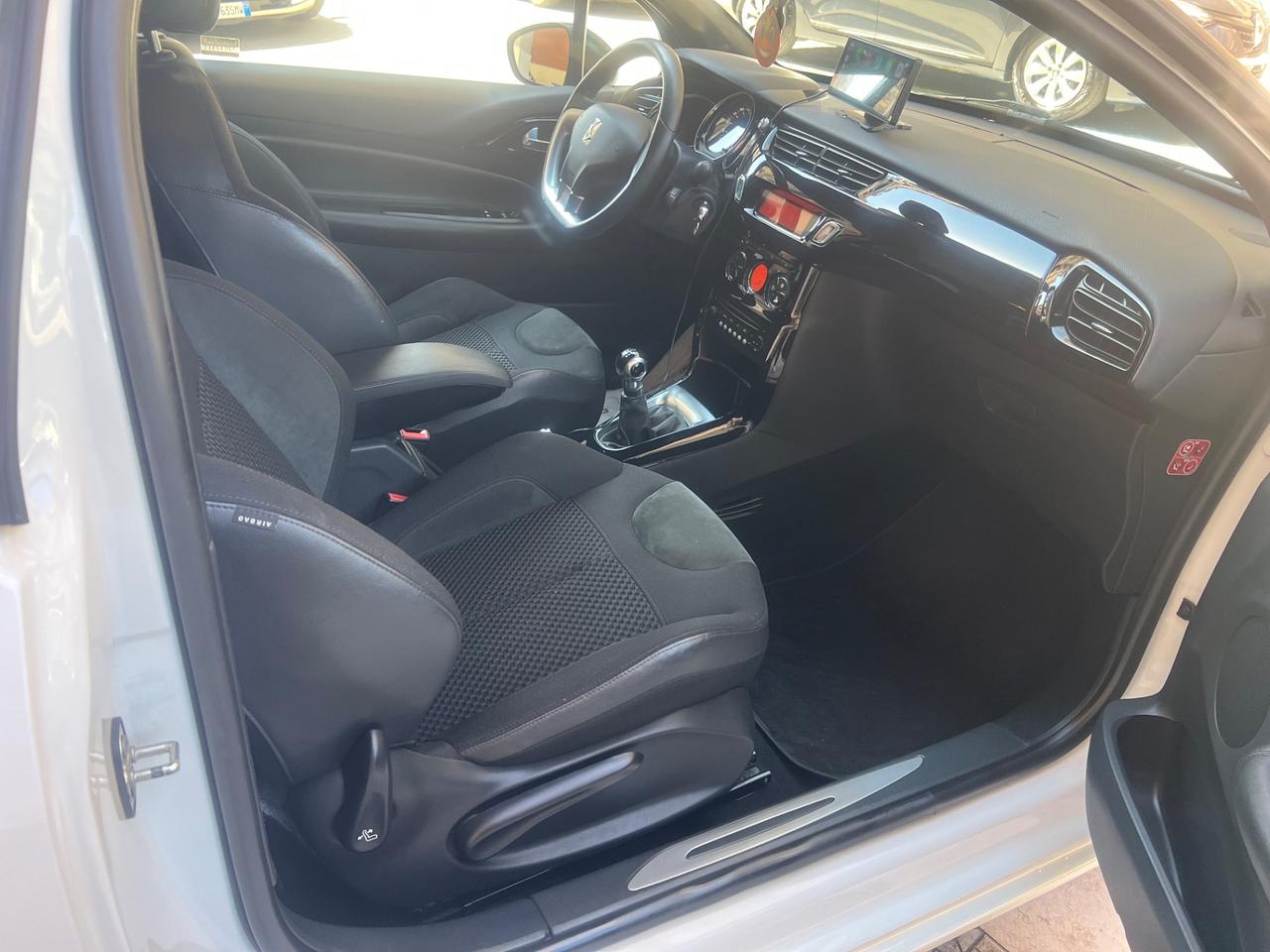 Ds DS3 3 1.6 e-HDi 90 airdream Just Black