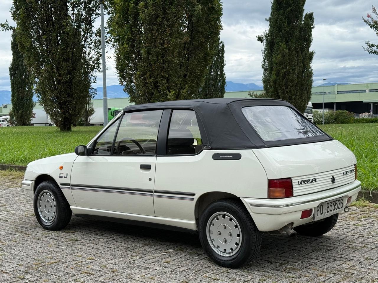 Peugeot 205 1.1i cat Cabriolet CJ