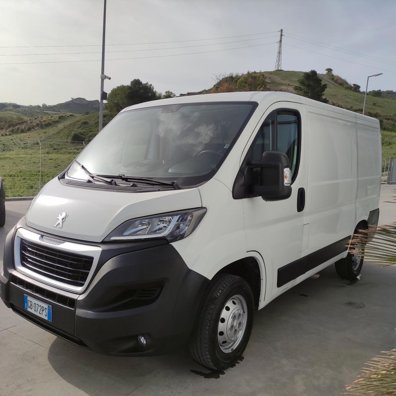 PEUGEOT BOXER 330 L1H1 2.2 BLUEHDI 140CV