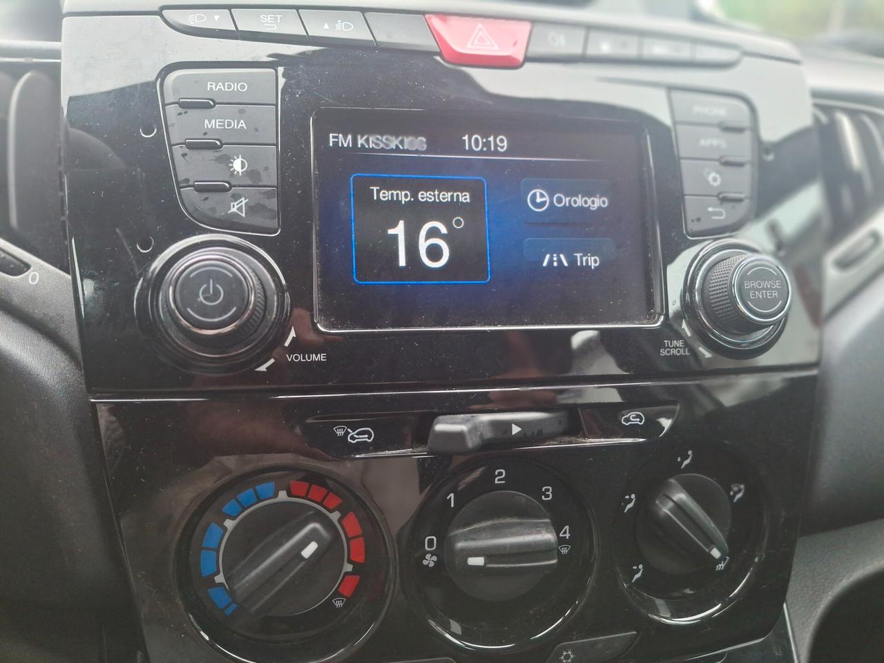 Lancia Ypsilon 1.2 ,5 porte GPL