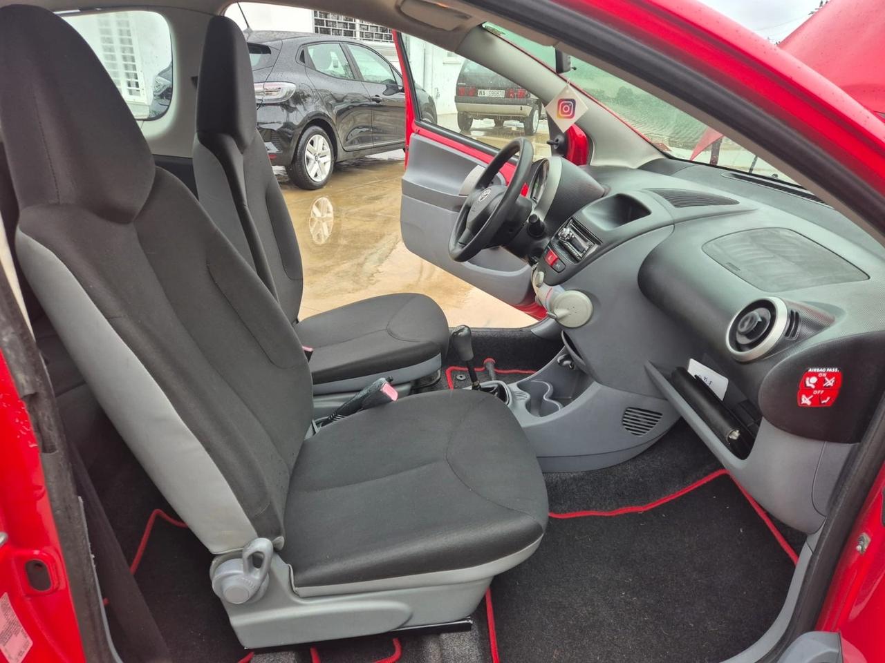 Toyota Aygo 1.0 12V VVT-i 3 porte Sol