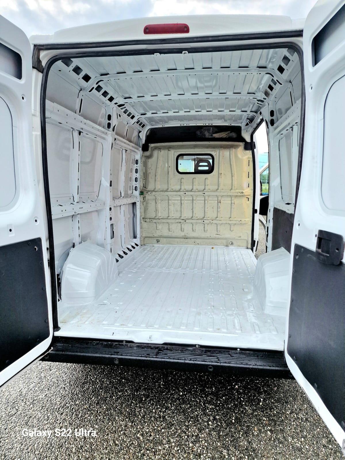 499 Peugeot boxer del 2017 in saldo