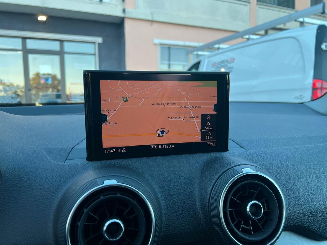 Audi Q2 30 TDI Admired