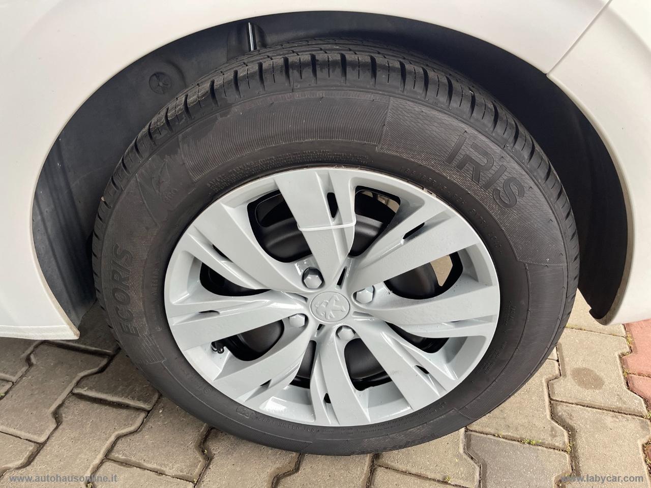 PEUGEOT 208 1.2 VTi 82 CV 5p. Access