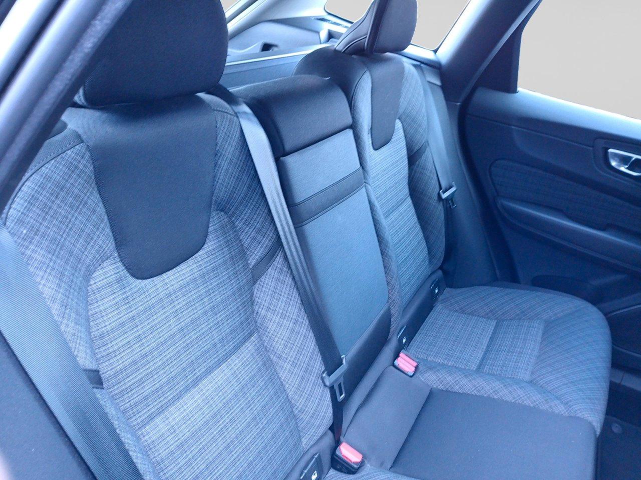 Volvo XC60 2.0 b4 Core awd auto