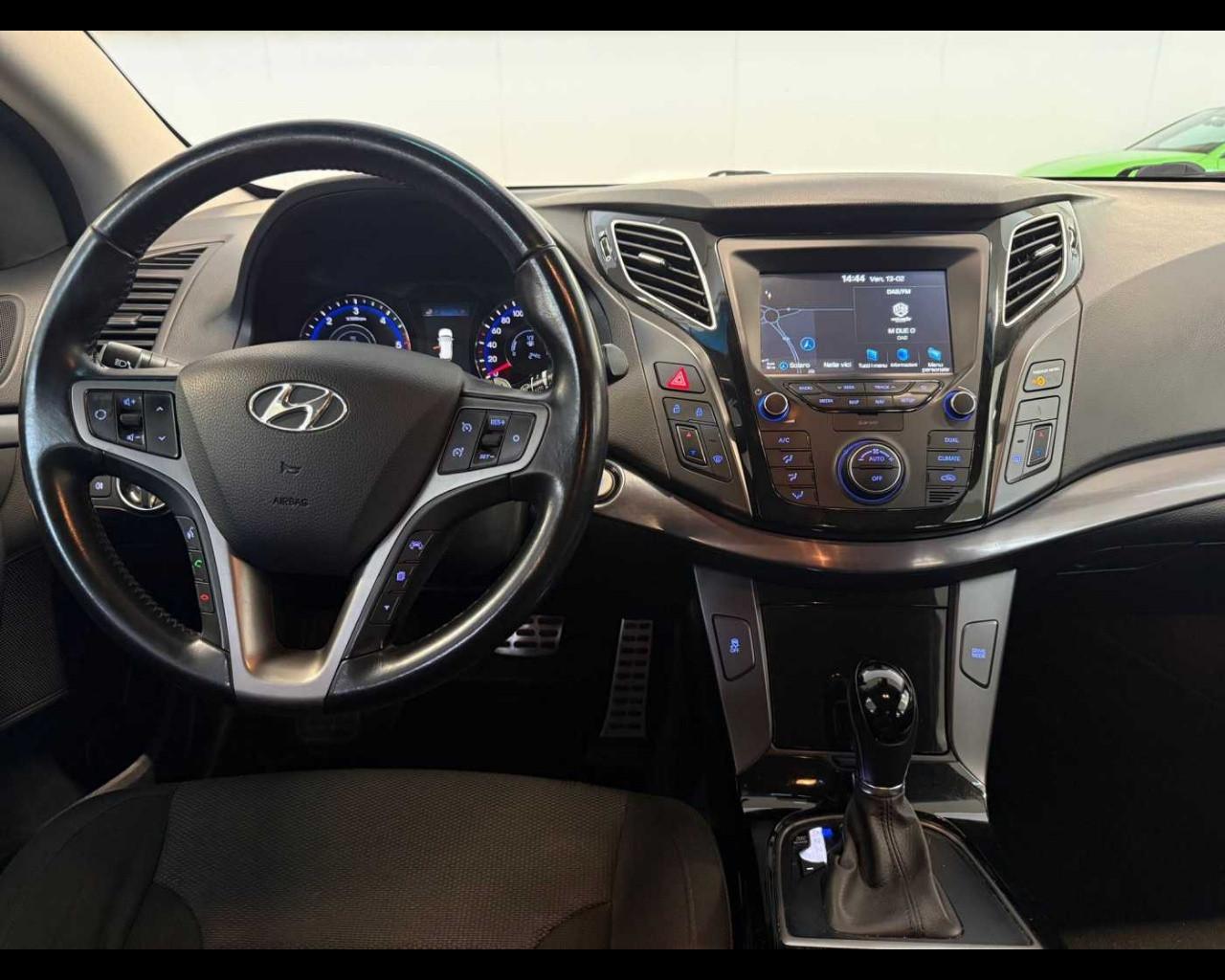 HYUNDAI i40 I 2019 Wagon - i40 Wagon 1.6 crdi Business Deluxe Pack 1