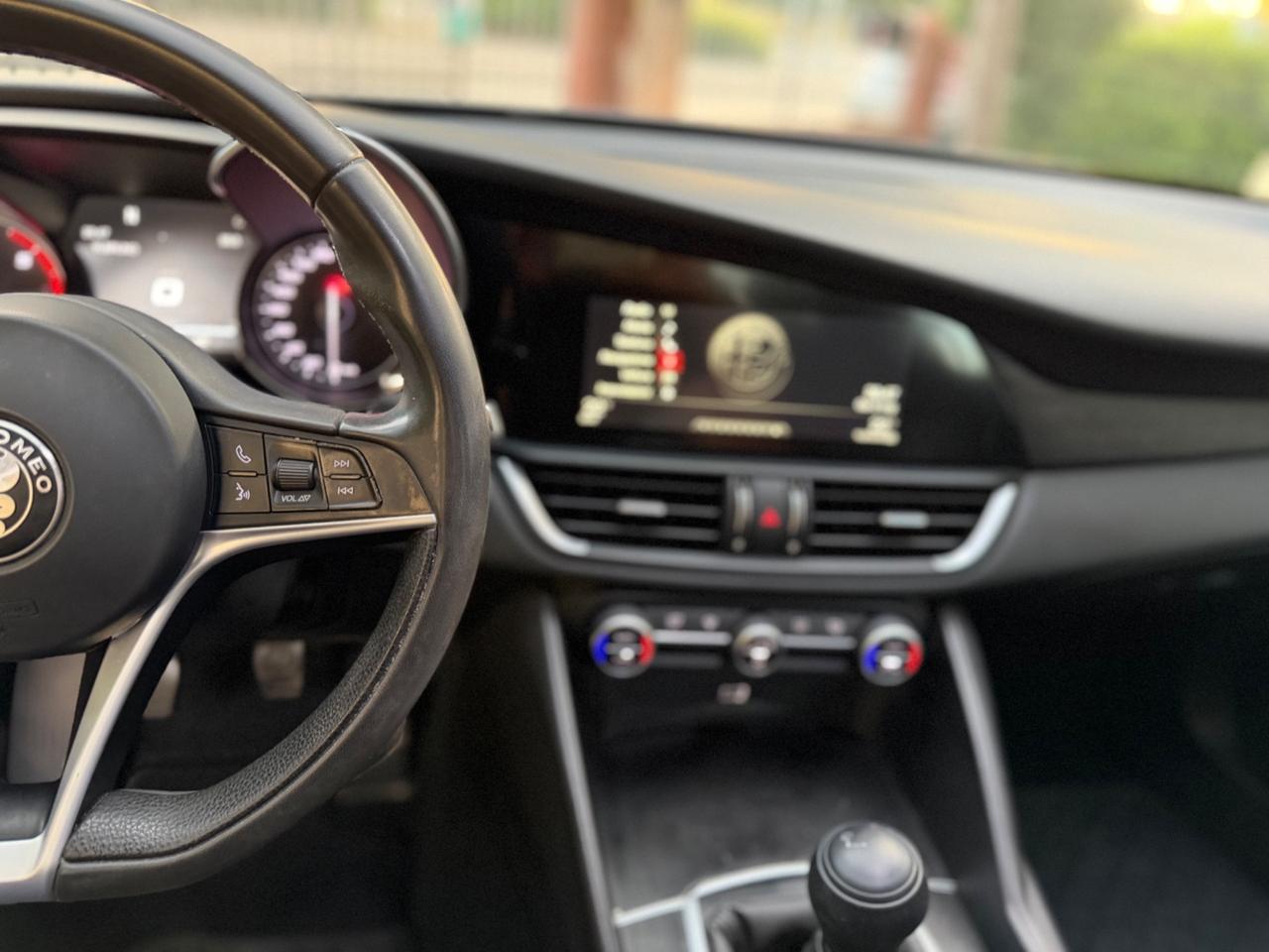 Alfa Romeo Giulia 2.2 Turbodiesel 150 CV Super