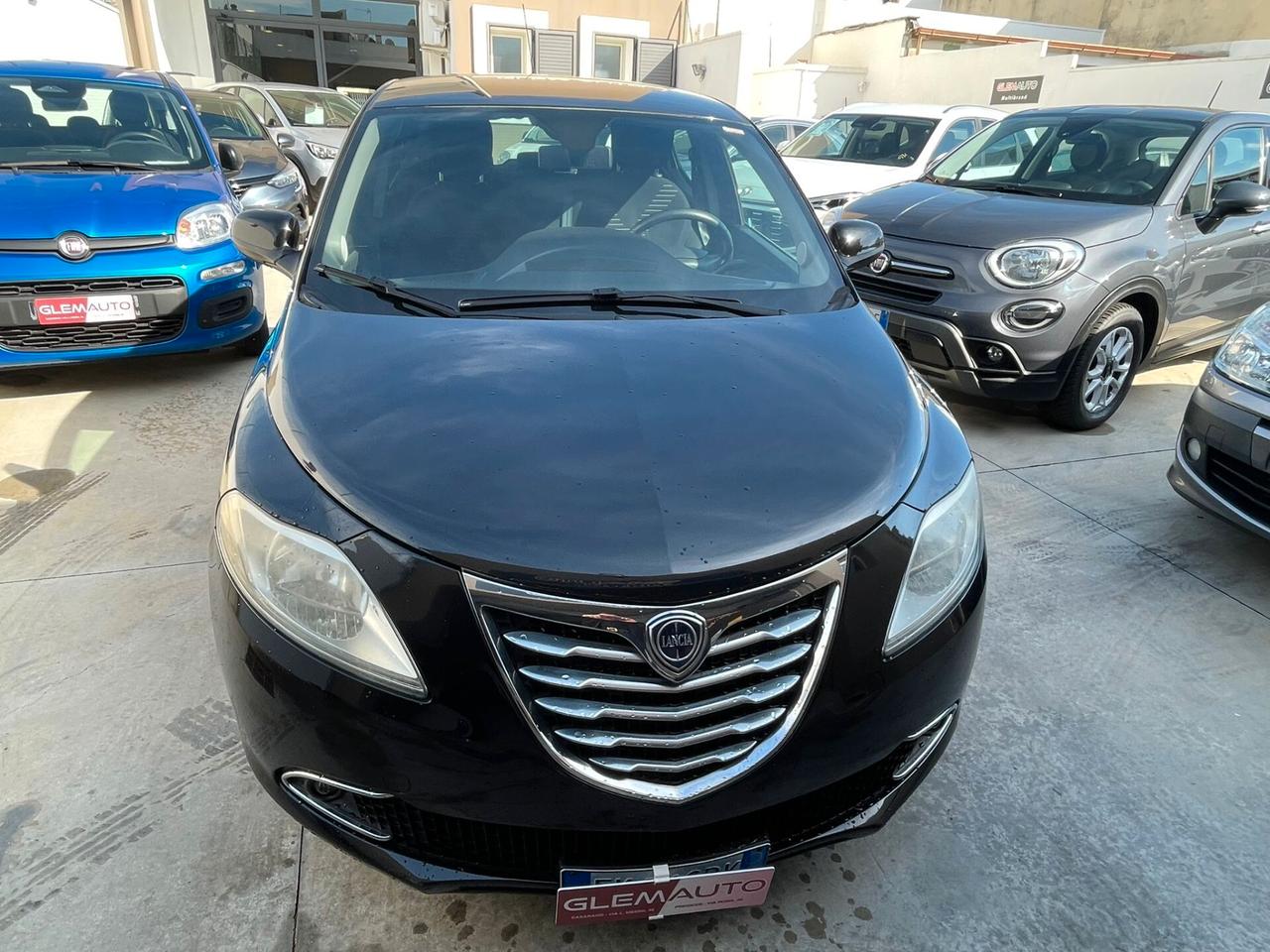 Lancia Ypsilon 0.9 TwinAir 85 CV 5 porte S&S Gold