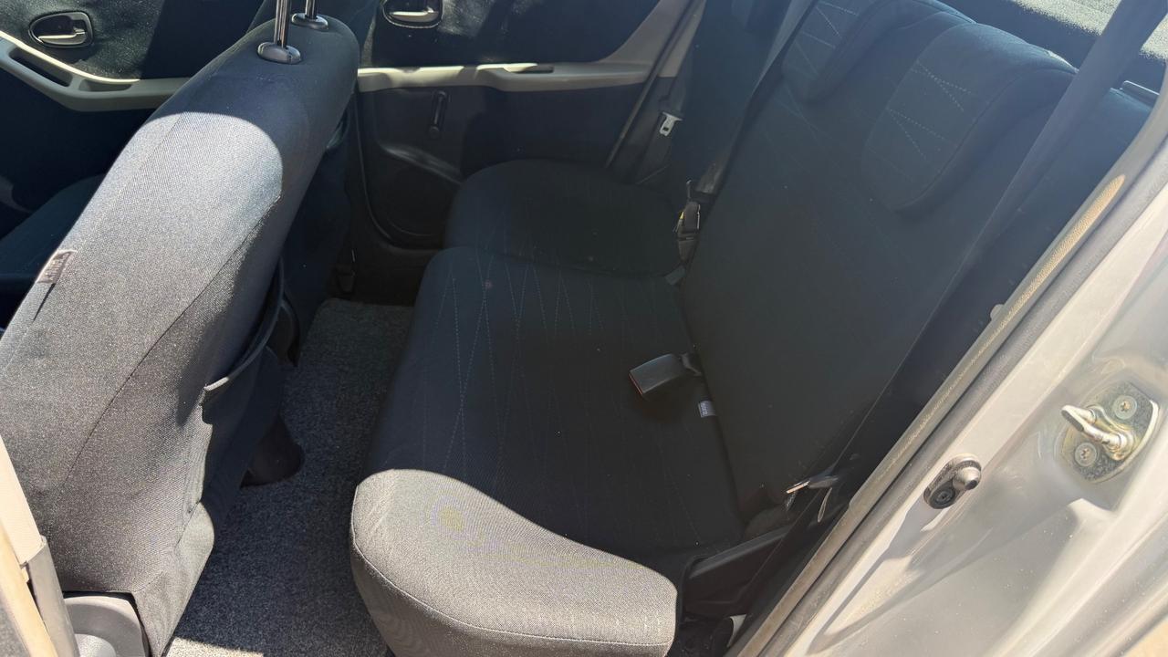 Toyota Yaris 1.4 D-4D 5 porte Navi