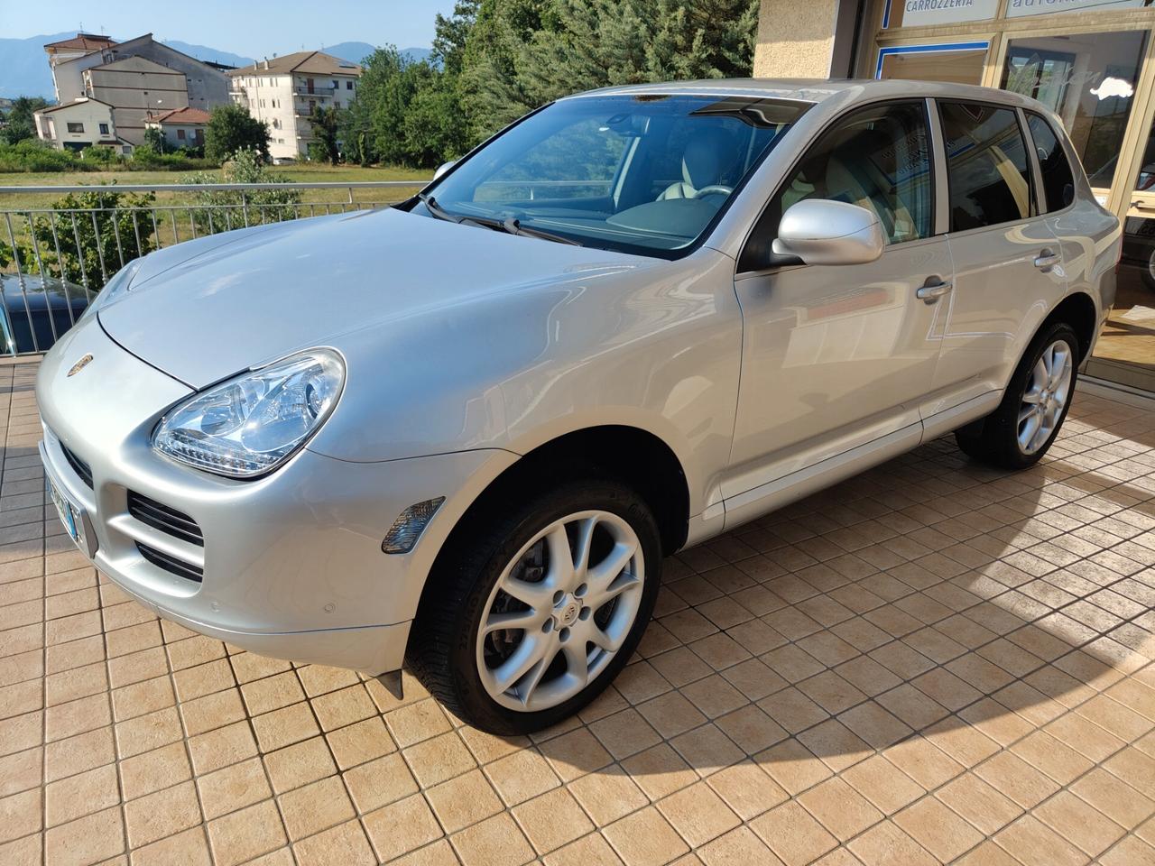 Porsche Cayenne 3.2 V6 cat
