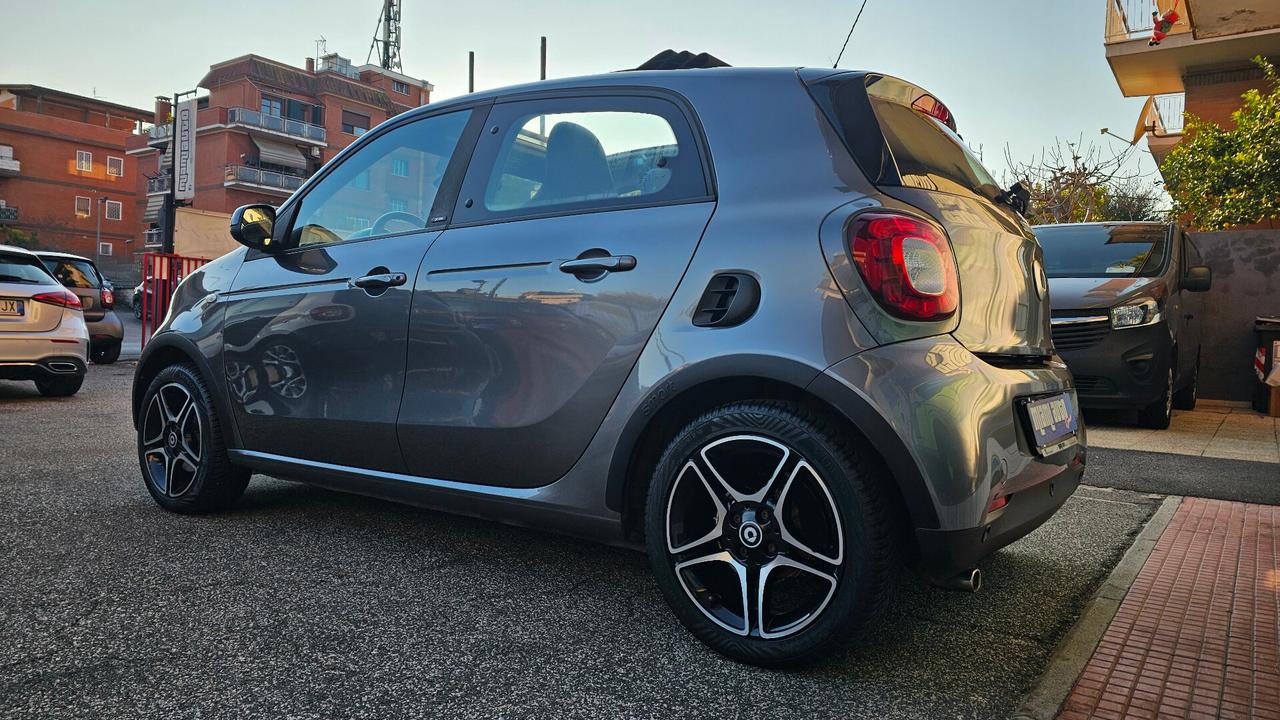 Smart ForFour 90 0.9 Turbo twinamic Prime CABRIO PACK SPORT + URBAN TAGL UFF NAV ANDR