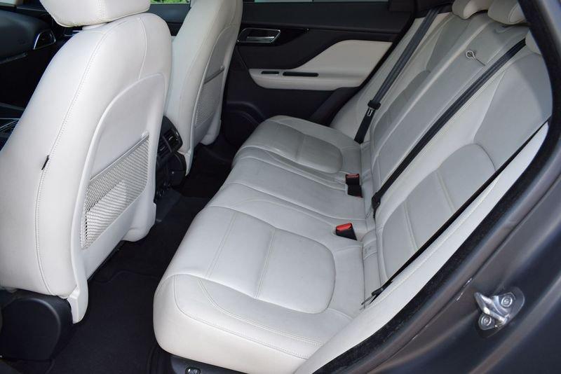 Jaguar F-Pace 2.0 D 180 CV AWD aut. Prestige PER OPERATORI DEL SETTORE