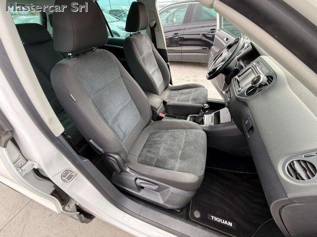 VOLKSWAGEN Tiguan Tiguan 2.0 tdi Sport. EN069YE